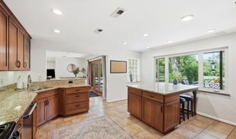 8520 Arborcrest Dr, Amberley, OH 45236