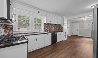 4220 Montague Ave, Ayden, NC 28513