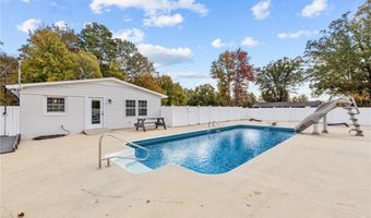 1228 Oakwood Acres Rd, Asheboro, NC 27205