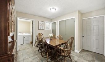 696 N Hickory St, Atoka, OK 74525