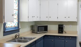 925 S 2nd St, Aberdeen, SD 57401
