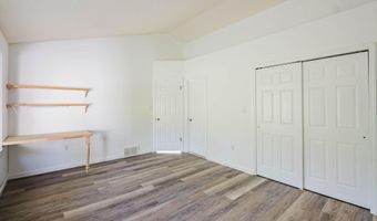 5 Kensington Pl, Albany, NY 12209