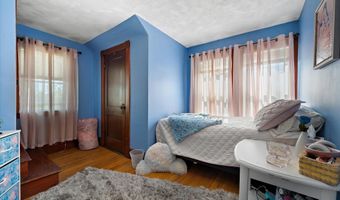 361 14th St, Bangor, ME 04401