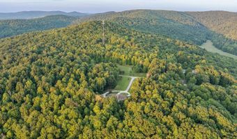 469 Mountain Ln, Albany, KY 42602