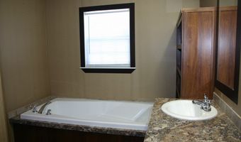 201 SE 5th St, Andrews, TX 79714