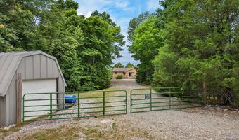 241 Hidden Cove Ln, Allons, TN 38541