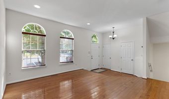 252 SUMAC St, Philadelphia, PA 19128