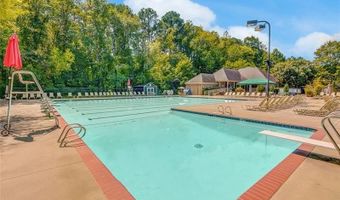 5196 Staverly Ln, Peachtree Corners, GA 30092