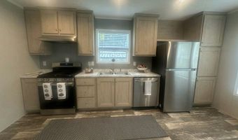 46 Quarry Hill Ests 46, Akron, NY 14001