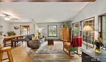 29 Rising Ln, Cascade, ID 83611