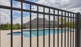 5668 N KESTREL Cir, Appleton, WI 54913