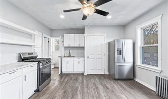 880 Charles St, North Providence, RI 02904