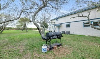 1010 First St, Bayside, TX 78340