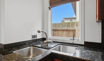 622 Kalamath Dr, Del Mar, CA 92014