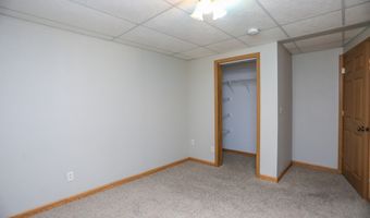 17 SW 9th Ave, Aberdeen, SD 57401