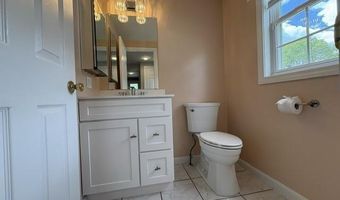 42 Chestnut St, Cumberland, RI 02864