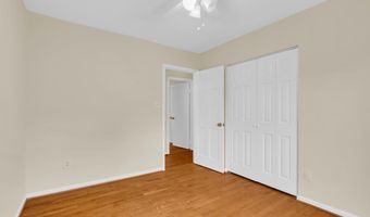 7428 FOUNTAIN HEAD Dr, Annandale, VA 22003