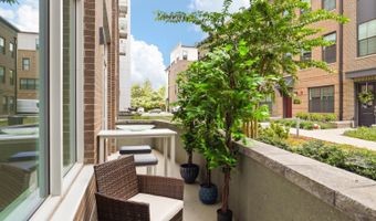 925 FAIRFAX St N 102, Alexandria, VA 22314