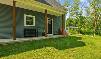 25 Ross Ave, Coventry, CT 06238
