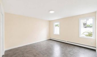 41 Madison Ave, Amityville, NY 11701