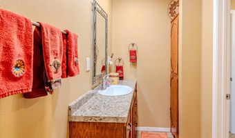 1808 Bryn Mawr Dr NE, Albuquerque, NM 87106