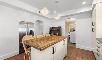 312 Lake Dr, Allenhurst, NJ 07711