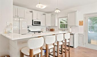114 S Mountain Brooke Dr, Ball Ground, GA 30107