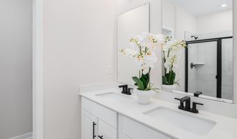 4290 Reusch Cir, New Castle, DE 19720