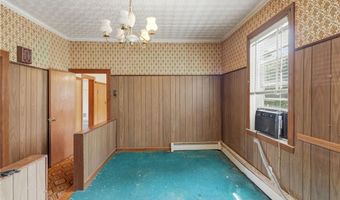 400 Thames St, Bristol, RI 02809