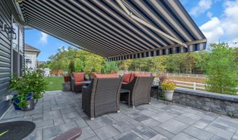 33 Woodchuck Dr, Barnegat, NJ 08005