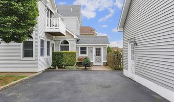 121 Center Ave, Atlantic Highlands, NJ 07716