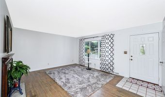 577 Catalina Dr, Akron, OH 44319