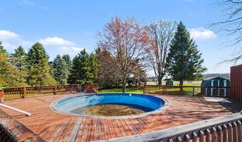 7818 N Luce Rd, Alma, MI 48801