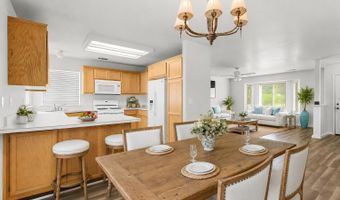 3696 Brentwood Ln, Anderson, CA 96007
