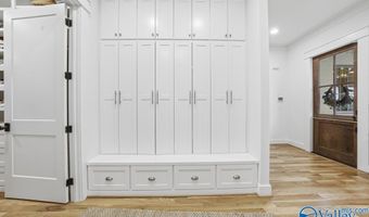 2582 S Broad St, Albertville, AL 35950