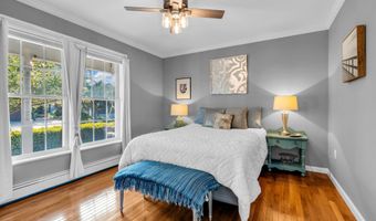 109 Capstan Ave, Beachwood, NJ 08722
