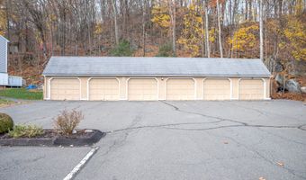 12 Eagle Rock Hl 12, Bethel, CT 06801