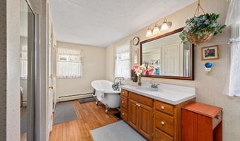 25 Elliot Rd, Center Harbor, NH 03226
