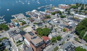 423 Hope St C, Bristol, RI 02809