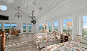 302 Glenn St, Atlantic Beach, NC 28512