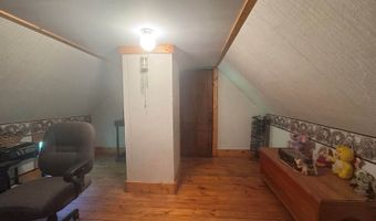 121 Main Rd, Abbot, ME 04406