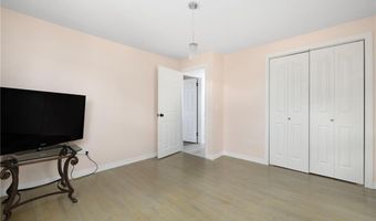 15 Laforge Dr, Coventry, RI 02816