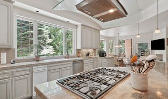 2705 Pine Dr, Arnold, CA 95223