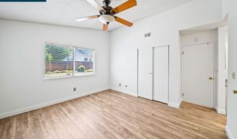 2817 Mayflower Dr, Antioch, CA 94531