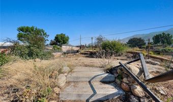 2441 El Molino Ave, Altadena, CA 91001