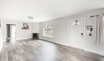 3270 Wards Rd, Altavista, VA 24517