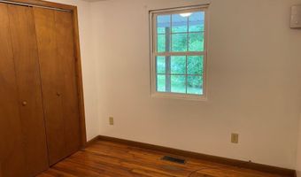 6403 Millstone Rd, Apple Grove, WV 25502