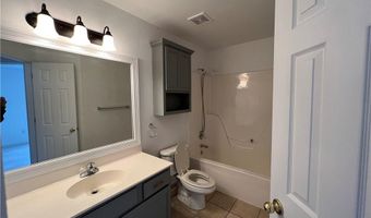902 SW Navajo Dr, Bentonville, AR 72712
