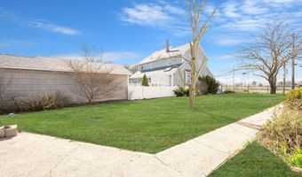280 S Bayview Ave, Amityville, NY 11701
