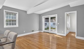 6 Loudon Pkwy, Albany, NY 12211